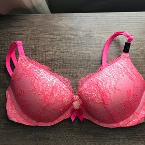 Victoria’s Secret bra